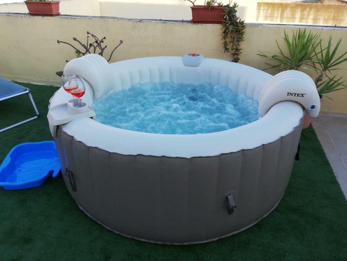 Studio Apartment With Private Terrace, Jacuzzi & Views Mosta Extérieur photo